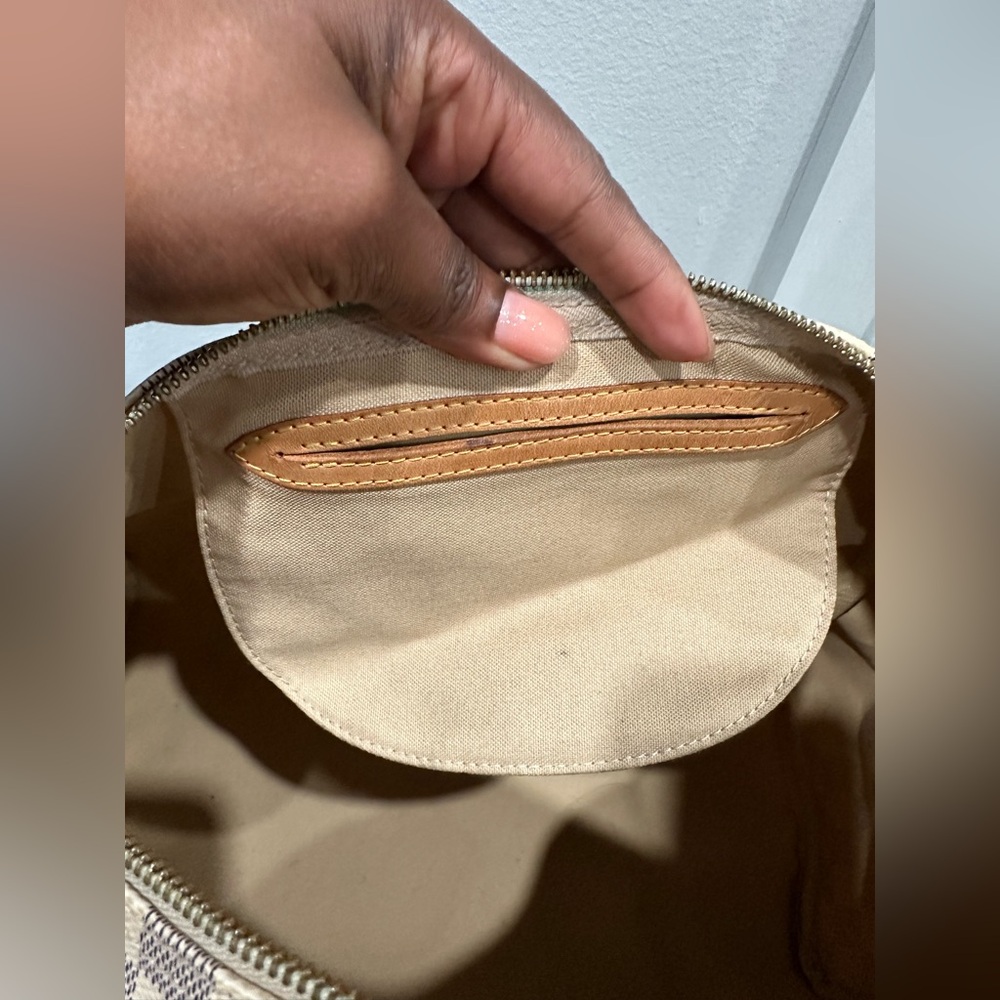 Louis Vuitton Damier Azur Speedy 35 - Picture 15 of 17